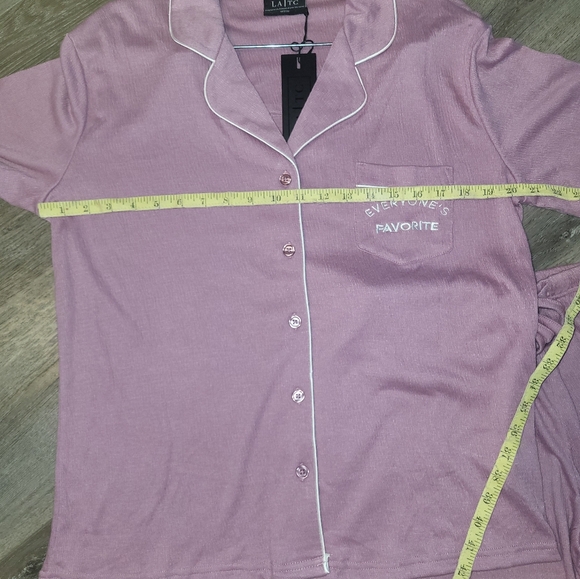 "EVERYONE'S FAVORITE", 2 Piece Soft cozy pj set - Picture 6 of 8